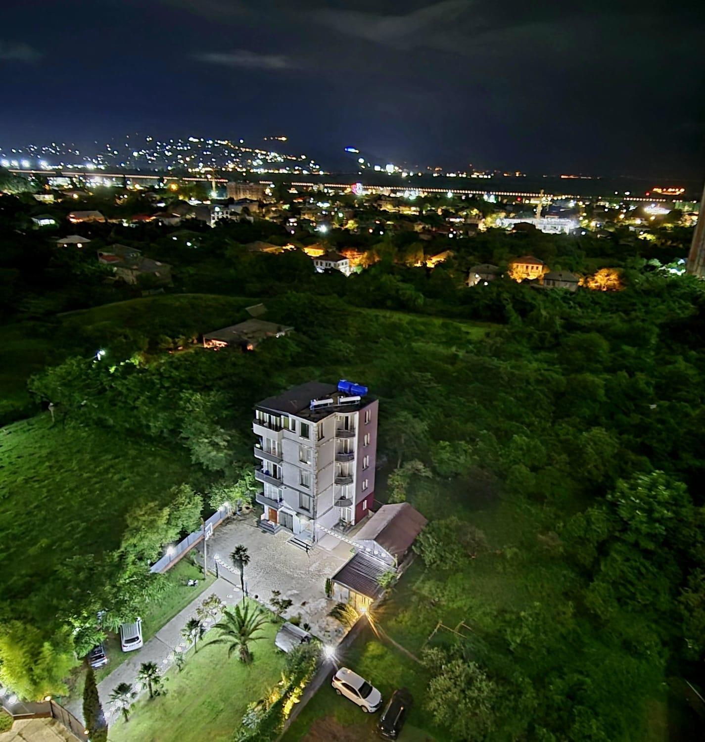 Отель Dadu Батуми Экстерьер фото